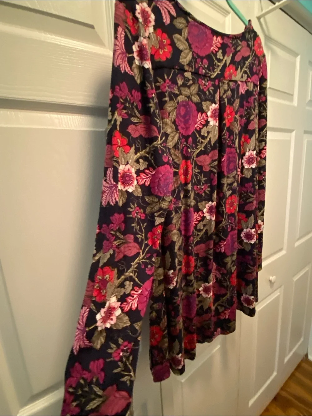 Khakis & Company Navy,Pink,Purple Floral Top ¾ Sleeves- Size Large New With Tags